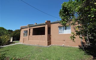 3 Bedroom House in West Bank
