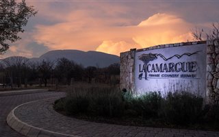 1225 m² Land available in Melodie