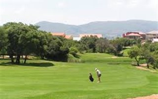 860 m² Land available in Magalies Golf Estate