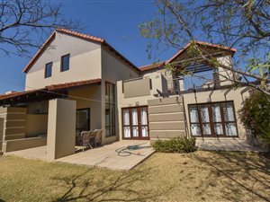 3 Bed Duplex in Fourways