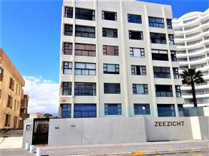 3 Bed Apartment in Strand North