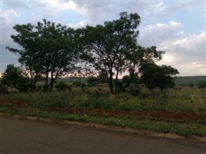 2000 m² Land available in Amajuba Park