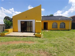 3 Bed House in Modder East