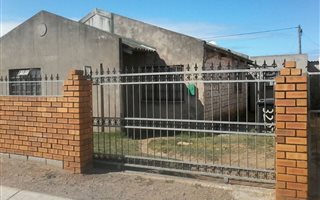 3 Bedroom House in Motherwell
