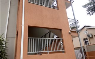 3 Bedroom Apartment in Verulam Central