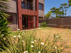 2 Bed Flat in Honeydew Ridge