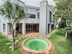 3 Bed House in Silver Lakes