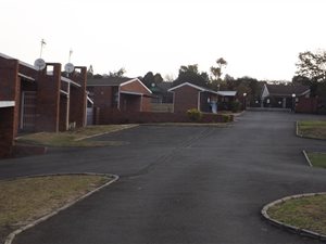 3 Bedroom Simplex in Bisley