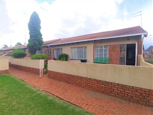 3 Bed House in Dersley