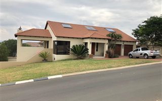 3 Bedroom House in Greenstone Hill