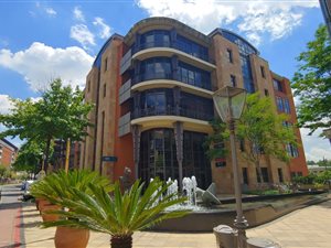 300 m² Commercial space in Melrose Arch