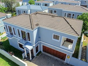 3 Bed House in Halfway Gardens