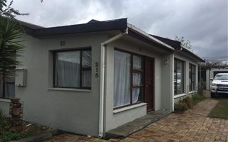 4 Bedroom House in Peerless Park