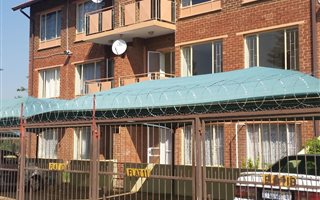 2 Bedroom Apartment in Witpoortjie