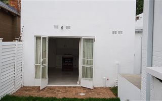 1 Bedroom Garden Cottage in Norwood