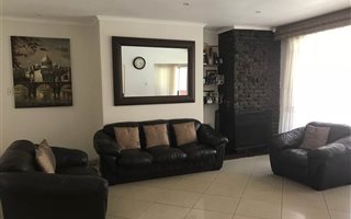 4 Bedroom House in Wendywood