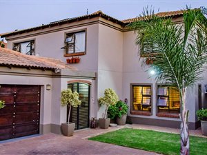 3 Bed House in Rose Acres Estate