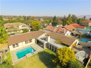 4 Bed House in Brackendowns