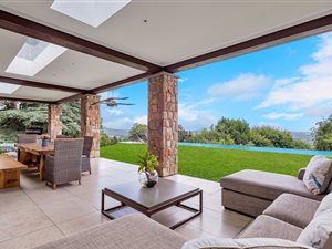 4 Bed House in Westcliff