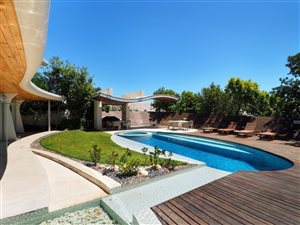 4 Bed House in Clifton