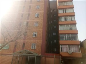 2 Bed Apartment in Sunnyside