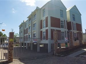 2 Bed Apartment in Oatlands