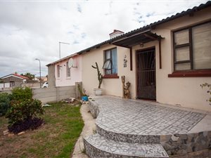 3 Bed House in Algoa Park