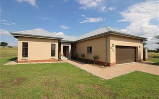 3 Bedroom House in Parys Golf Estate