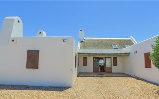 4 Bedroom House in Jacobs Bay
