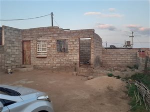 348 m² Land available in Tshepisong