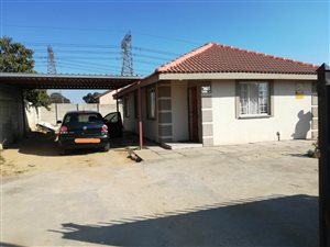 3 Bed House in Olievenhoutbosch