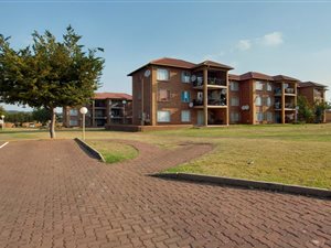 2 Bed Apartment in Glen Lauriston