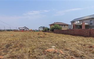 962 m² Land available in The Hills