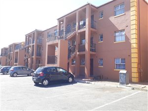 2 Bed Apartment in Paarl Central East
