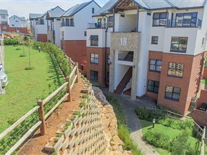 3 Bed Townhouse in Oakdene