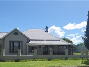 4 Bed House in Top Town