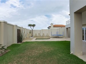 5 Bed House in Whale Rock Heights
