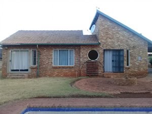 3 Bed House in The Orchards