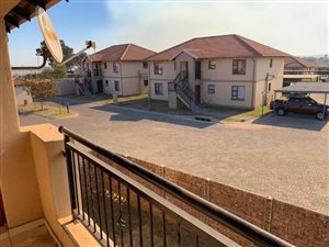 2 Bed Apartment in Parkrand