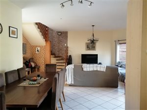 4 Bed House in Edenglen