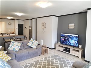 2 Bed Flat in Bowtie