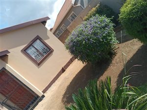 2 Bed House in Leondale