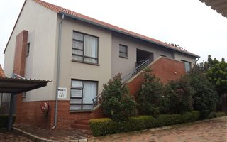 2 Bedroom Apartment in Waterkloof Ridge