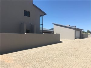 2 Bed Townhouse in Rayton