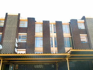 2 Bed House in Alberton
