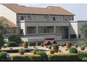 2 Bed Apartment in North Riding AH