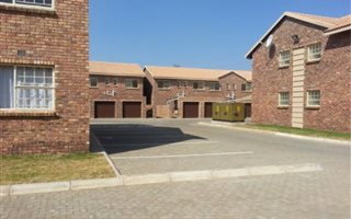 2 Bedroom Apartment in Crystal Park