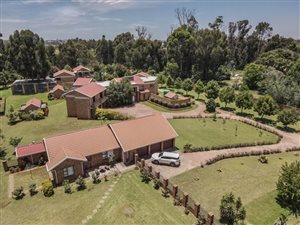 8847 m² Farm in Pomona