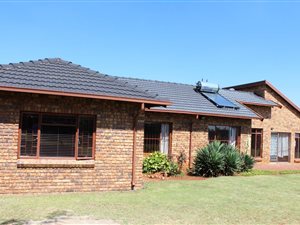 3 Bed House in Pierre van Ryneveld
