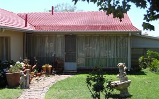 4 Bedroom House in Barry Hertzog Park